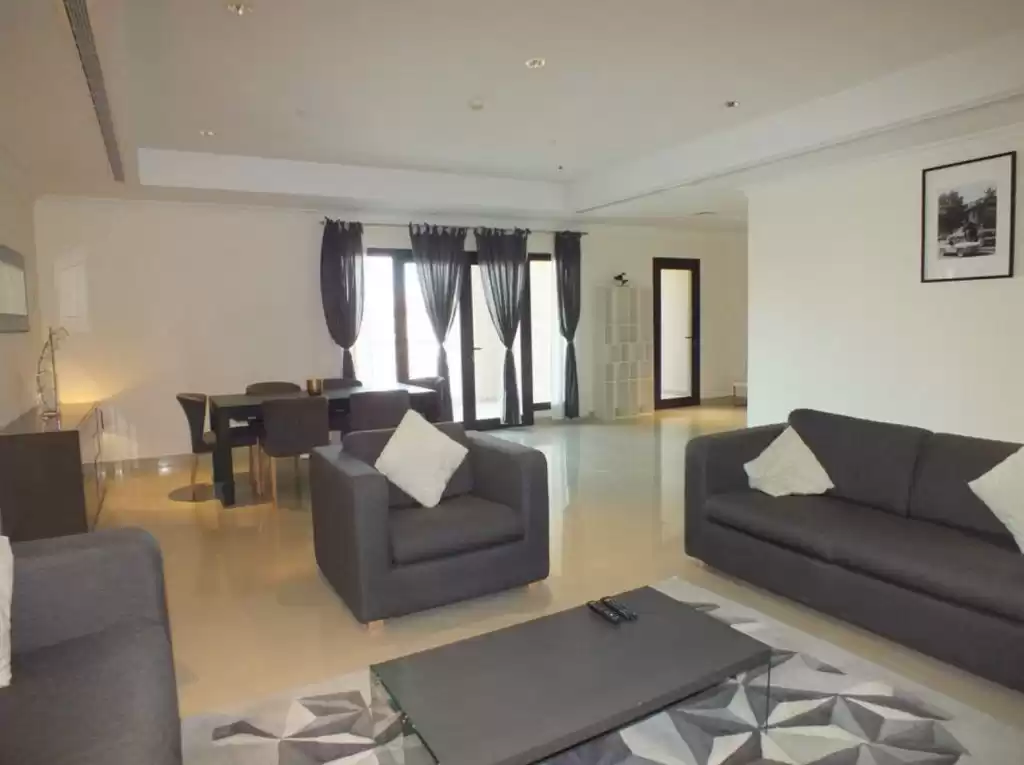 Residential Ready Property 2 Bedrooms F/F Apartment  for rent in Al Sadd , Doha #8262 - 1  image 